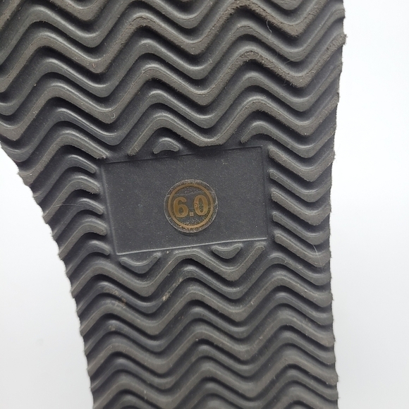 Cozie Steps Shoes Women's 6.5 Genuine Australian Sheepskin Toggle Short Boots - Picture 6 of 15